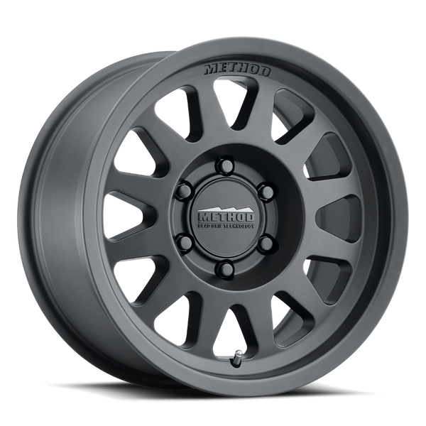 704 | Matte Black | 17x8.5 6x139.7 0